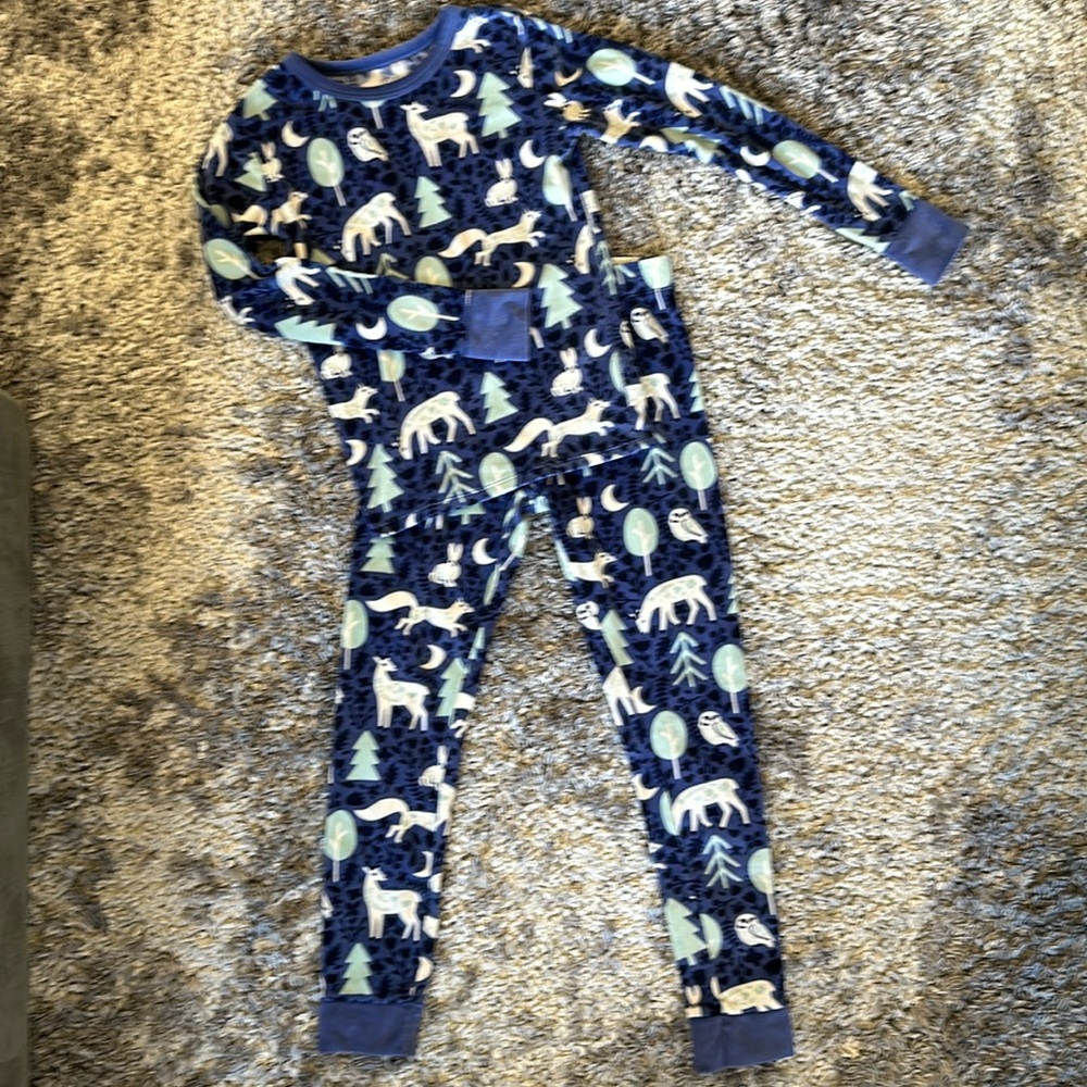 Little girl Cat & Jack pjs